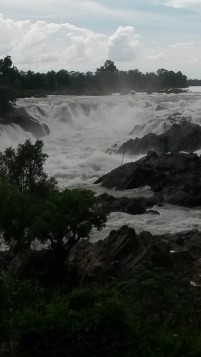 bucketlist-laos-waterfalls (3)
